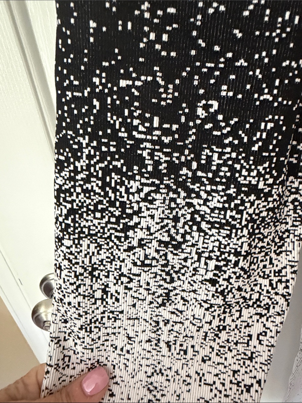 NWOT Athleta Black and White Ombre Active Leggings - Picture 3 of 5